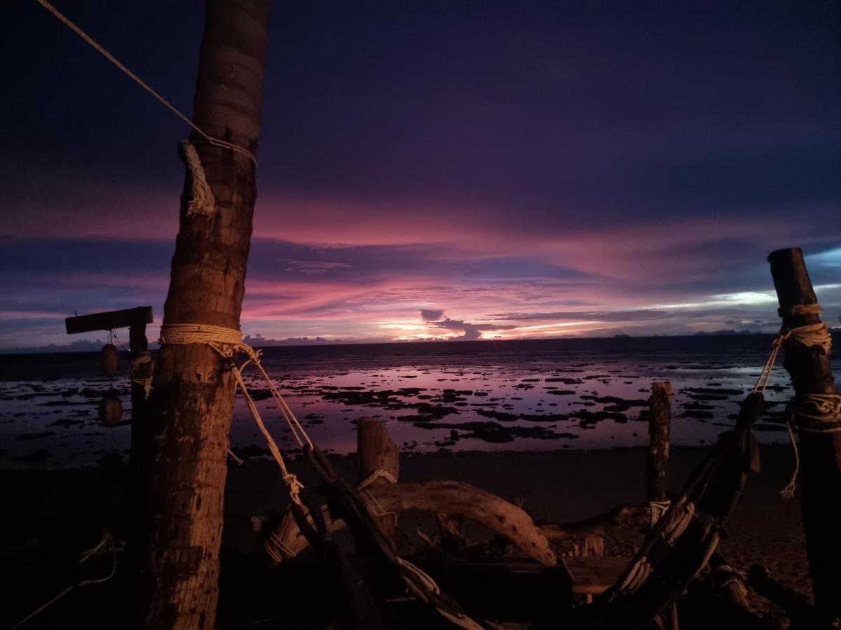 Scandinavian Beach Resort เกาะลันตา ภายนอก รูปภาพ