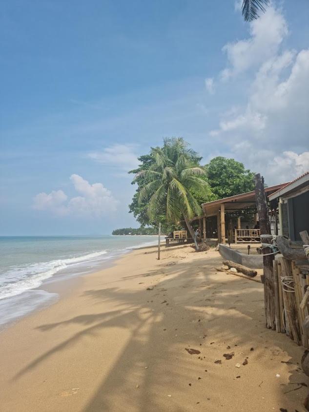 Scandinavian Beach Resort เกาะลันตา ภายนอก รูปภาพ